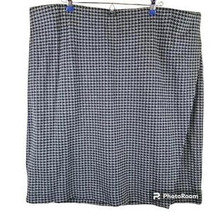 J.JILL houndstooth ponte knit mini skirt